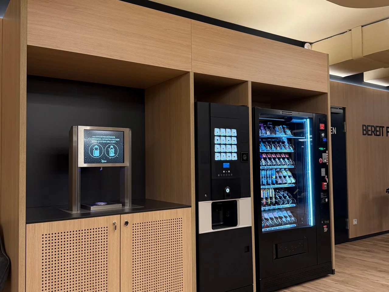 Kaffeeautomat von PANTAS im Empfangsbereich
