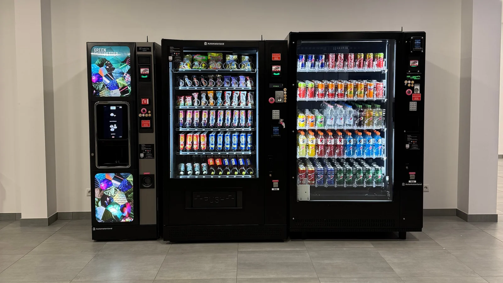 PANTAS Automatenstation im Foyer einer öffentlichen Einrichtung